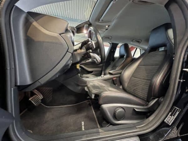 Mercedes-Benz CLA 180 – Image 10