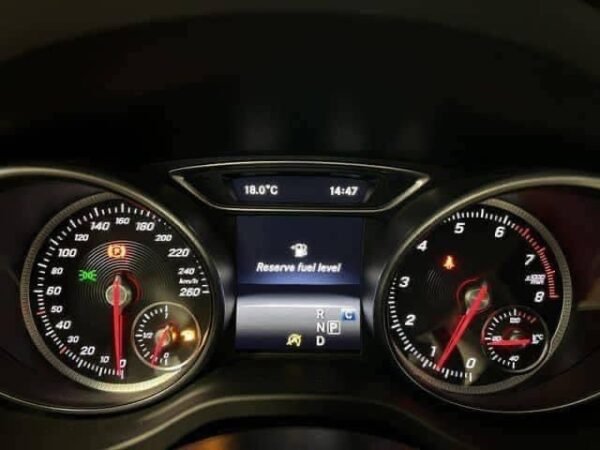 Mercedes-Benz CLA 180 – Image 18