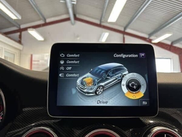 Mercedes-Benz CLA 180 – Image 22
