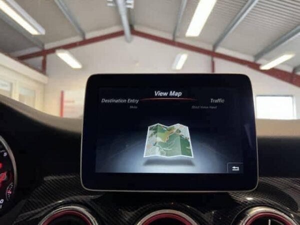 Mercedes-Benz CLA 180 – Image 23