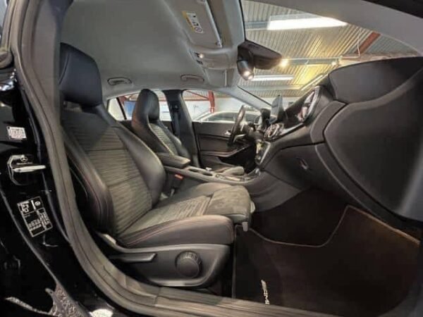 Mercedes-Benz CLA 180 – Image 27