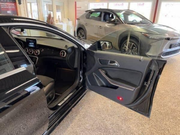 Mercedes-Benz CLA 180 – Image 28