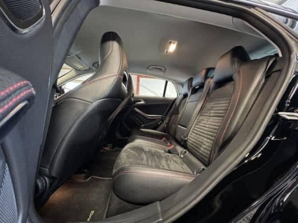 Mercedes-Benz CLA 180 – Image 33