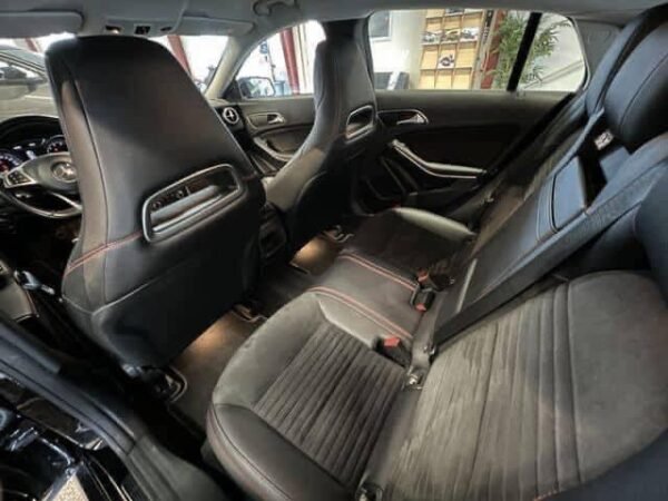 Mercedes-Benz CLA 180 – Image 34