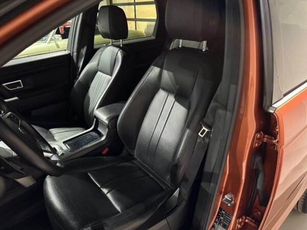 Land Range Rover Discovery – Image 16