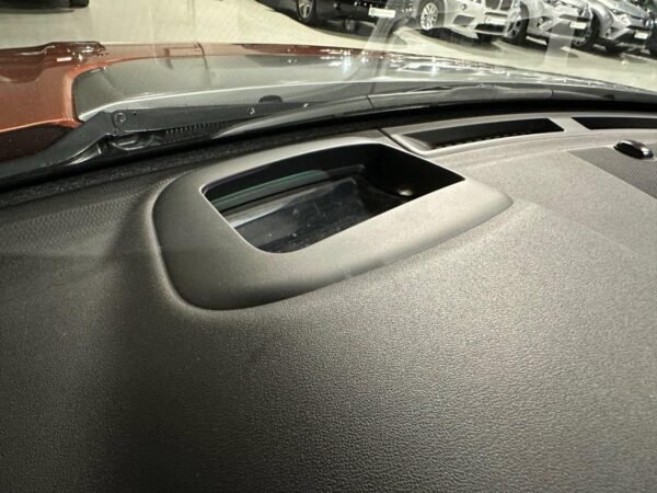 Land Range Rover Discovery – Image 18