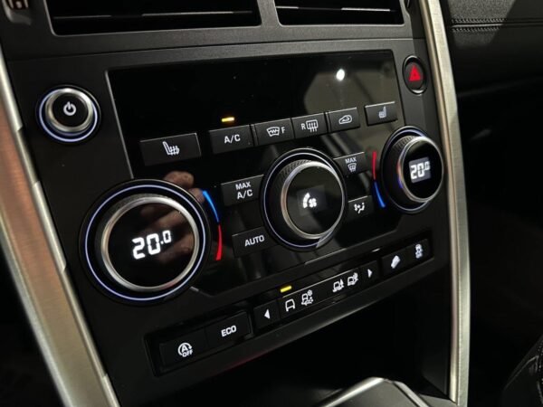 Land Range Rover Discovery – Image 20