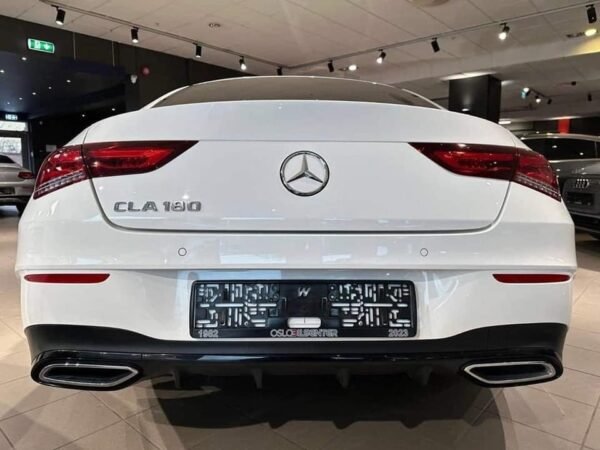 Mercedes-Benz CLA
180 – Image 9