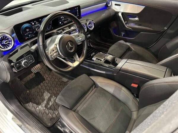 Mercedes-Benz CLA
180 – Image 11