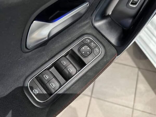 Mercedes-Benz CLA
180 – Image 12
