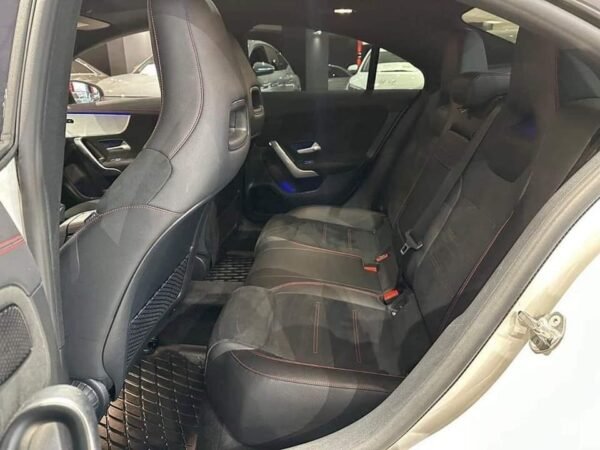 Mercedes-Benz CLA
180 – Image 17