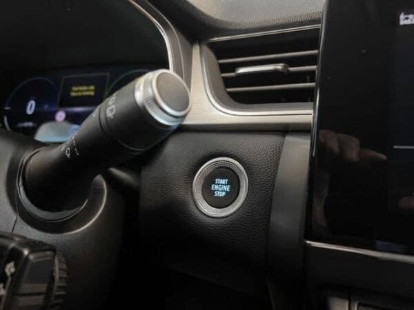Renault Captur – Image 21