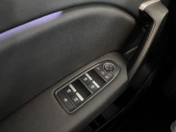 Renault Captur – Image 22