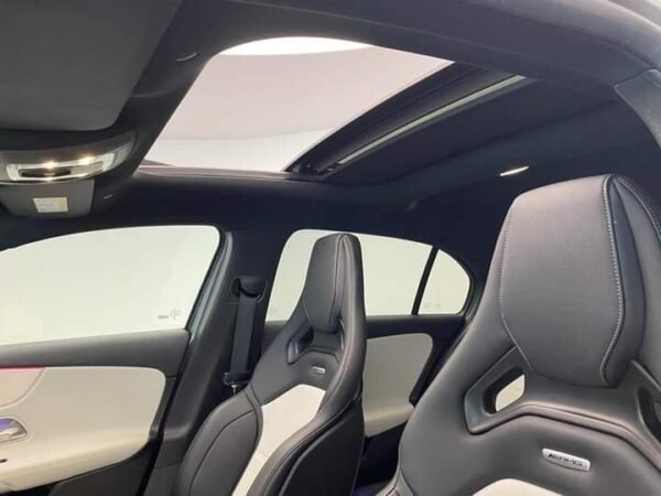 Mercedes Benz Classe A 35 AMG – Image 13