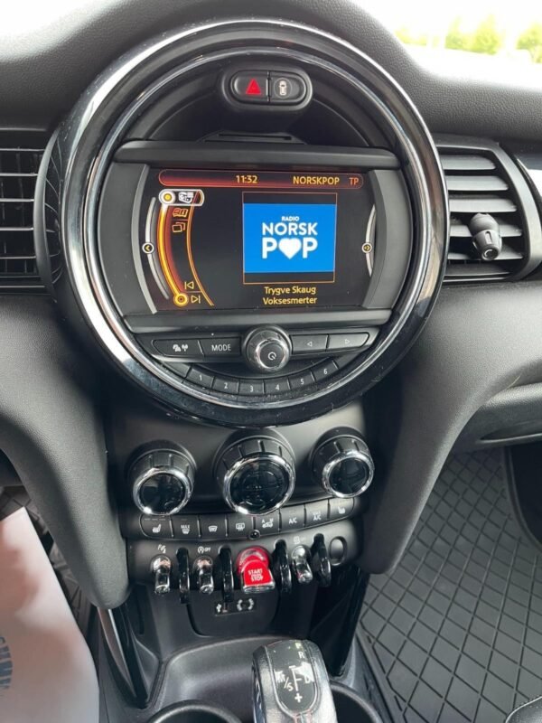 MINI Cooper S – Image 14