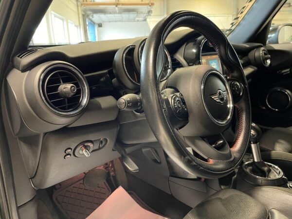 MINI Cooper S – Image 10