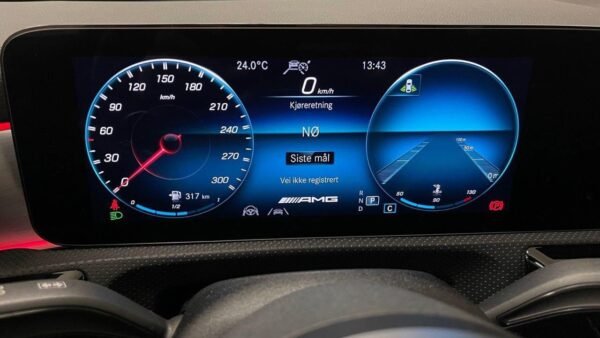 Mercedess-Benz CLA 45S AMG 4 Matic – Image 44