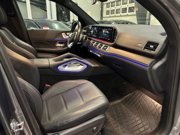 Mercedes-Benz GLE – Image 30